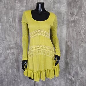 A'reve Womens‎ M Yellow Mini Dress Long Sleeve Lace Trim Ruffle Hem Knit